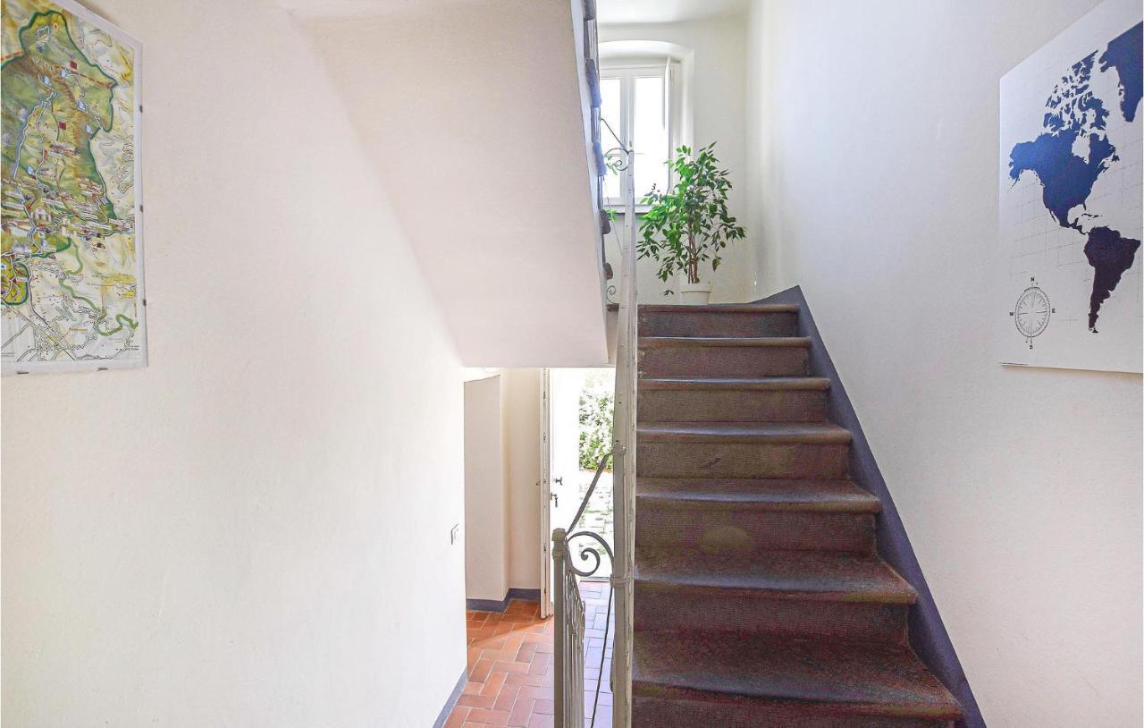 5 Bedroom Amazing Home In Fabbiano Fabbiano  Zewnętrze zdjęcie